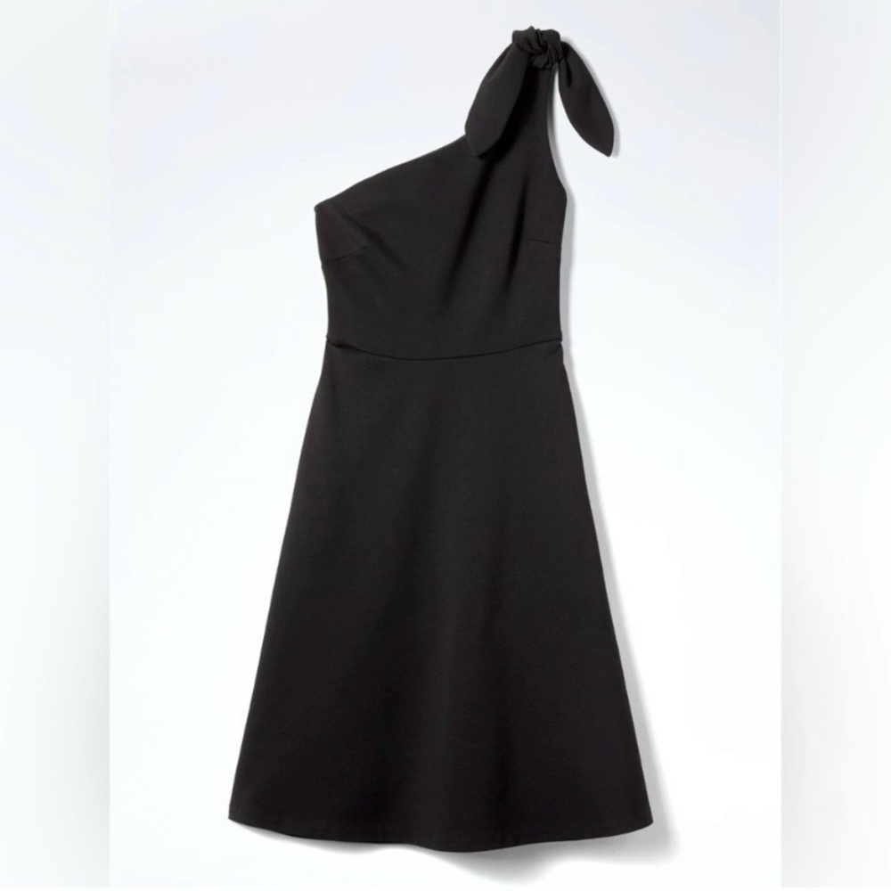 Banana Republic - One Shoulder Ponte Fit-and-Flare Dress Size4P BlackRayon - NWT